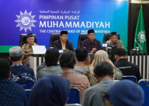 Maklumat-PP-Muhammadiyah-2-750x536