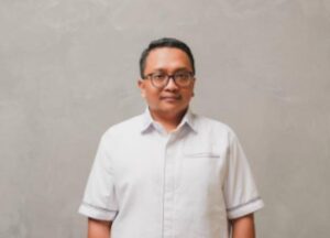 affandi affan kemeja putih